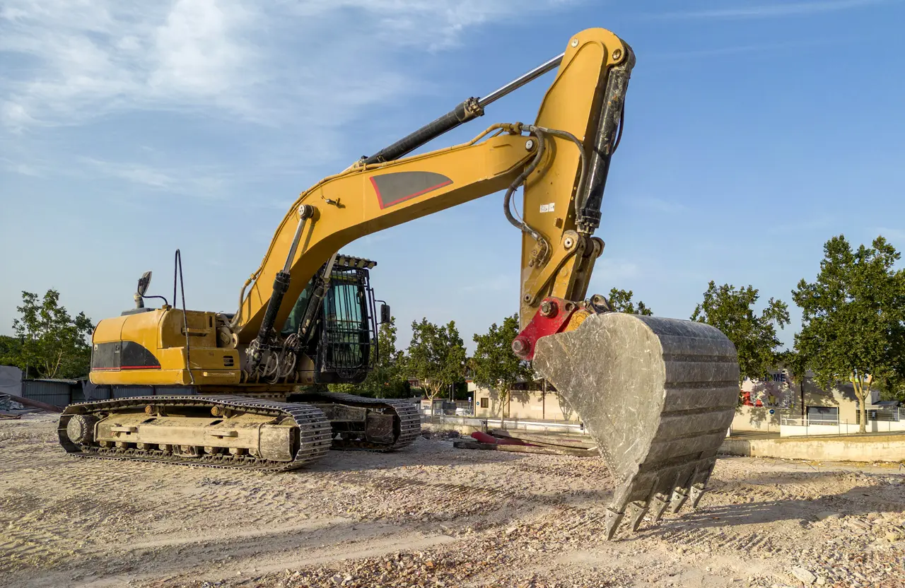 DeBord&Son-excavator-grading-ground